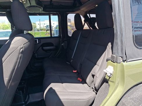 Used 2021 Jeep Wrangler Unlimited Sport AWD/4WD image 12