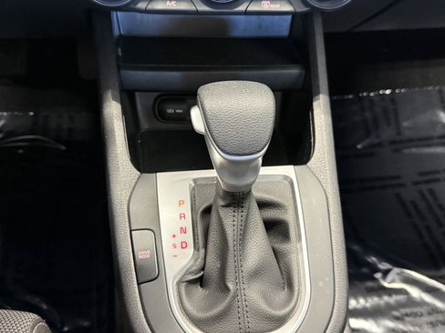 Used 2023 Kia Forte LXS w/ LXS Technology Package FWD image 15