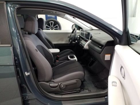 Certified 2024 Hyundai Ioniq 5 SEL RWD image 16