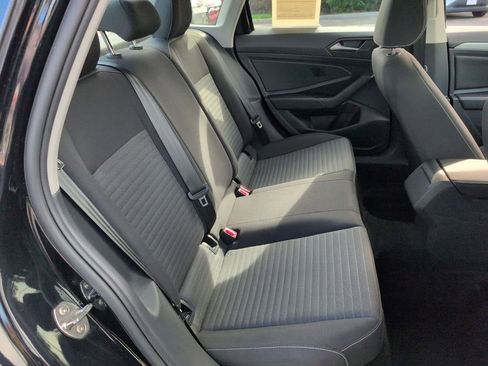 Used 2025 Volkswagen Jetta S image 30