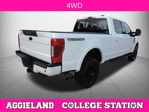 Used 2022 Ford F250 Lariat w/ Tremor Off-Road Package AWD/4WD image 4