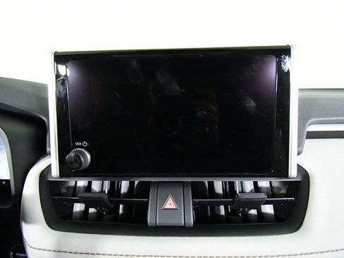 New 2025 Toyota RAV4 XLE image 4