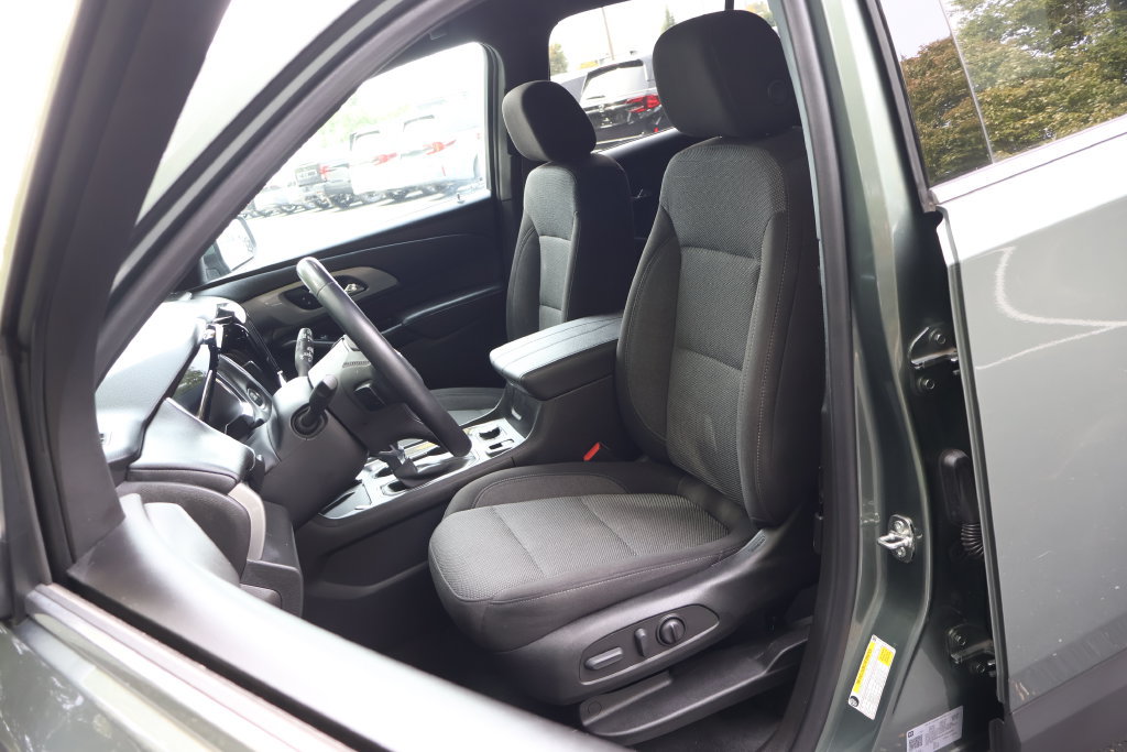 Certified 2023 Chevrolet Traverse LT FWD image 34
