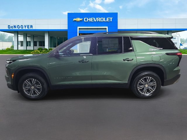 New 2027 Chevrolet Traverse LT w/ Driver Confidence Package AWD/4WD image 9