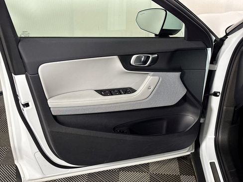 Used 2024 Polestar Polestar 2 AWD/4WD image 10