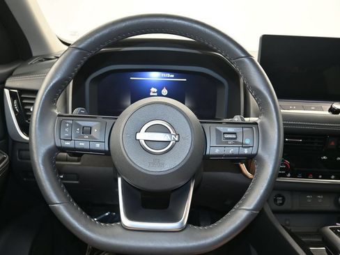 Certified 2024 Nissan Rogue SL w/ SL Premium Package FWD image 13