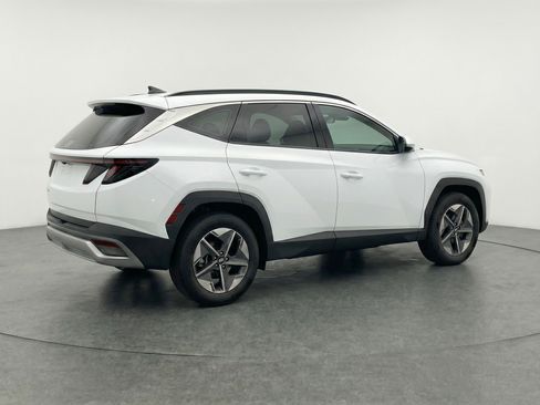 Used 2025 Hyundai Tucson SEL image 9