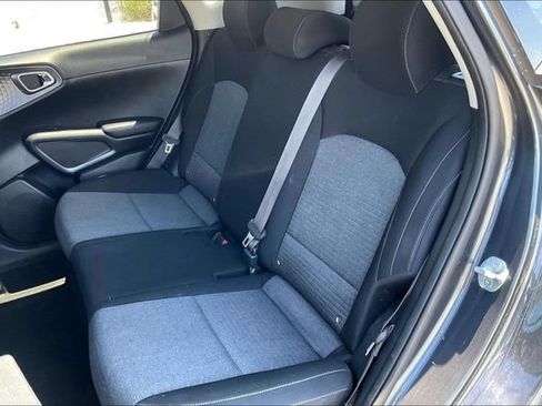 Used 2021 Kia Soul S FWD image 25