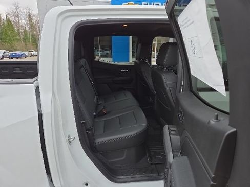 New 2026 Chevrolet Colorado LT w/ LT Convenience Package AWD/4WD image 58