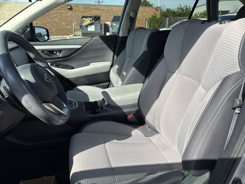 Used 2024 Subaru Outback Premium AWD/4WD image 11