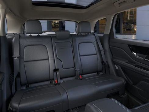 New 2026 Lincoln Corsair Reserve image 12