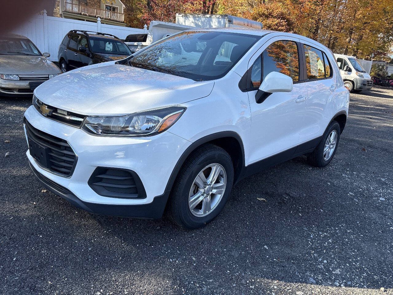 Used 2019 Chevrolet Trax LS AWD/4WD image 1
