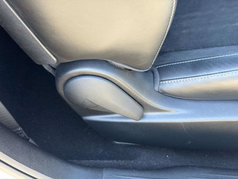 Used 2022 Dodge Challenger GT w/ Plus Package image 25