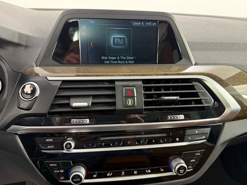 Used 2018 BMW X3 xDrive30i w/ Driving Assistance Package image 11