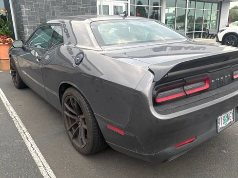 Used 2021 Dodge Challenger R/T Scat Pack w/ Shaker Package RWD image 6