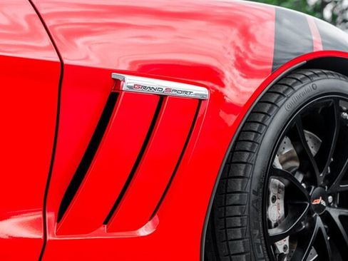 Used 2010 Chevrolet Corvette Grand Sport w/ Preferred Equipment Group RWD image 14