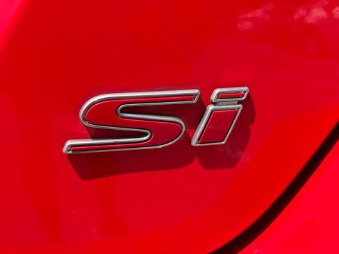 Used 2019 Honda Civic Si image 8