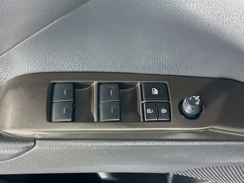 Used 2023 Toyota Camry LE FWD image 23