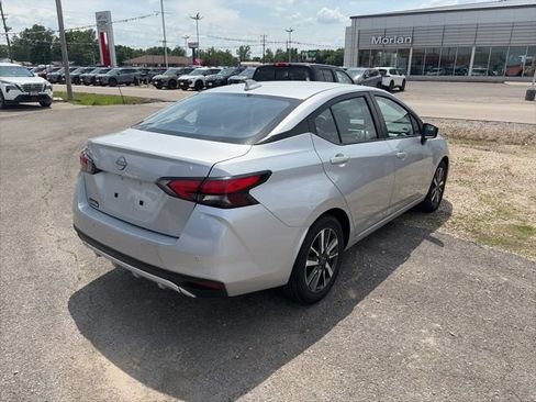 Used 2025 Nissan Versa SV FWD image 7