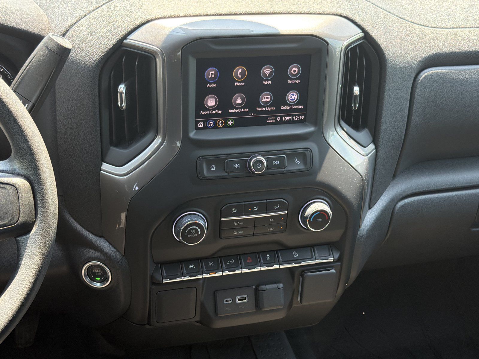 Used 2025 Chevrolet Silverado 1500 Custom Trail Boss w/ Turbomax Blackout Package AWD/4WD image 32
