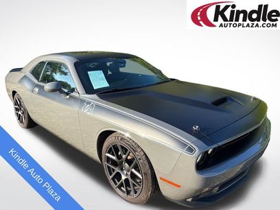 Used 2017 Dodge Challenger R/T w/ Quick Order Package 28P T/A