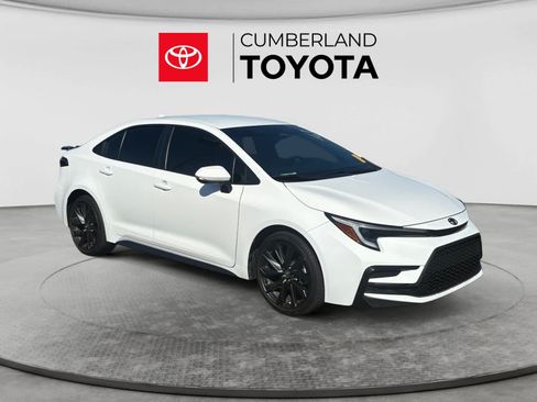 Used 2024 Toyota Corolla SE FWD image 7