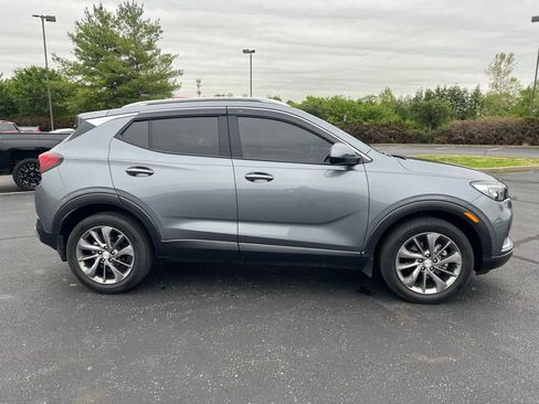 Used 2022 Buick Encore GX Essence FWD image 5