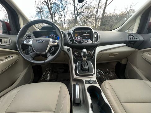 Used 2014 Ford C-MAX Energi SEL w/ Equipment Group 301A FWD image 28