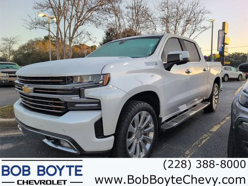 Used 2022 Chevrolet Silverado 1500 High Country image 1