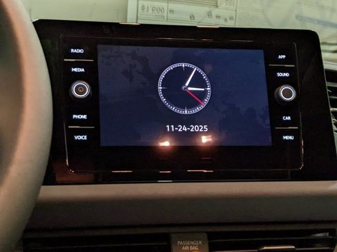 New 2026 Volkswagen Jetta SE image 18