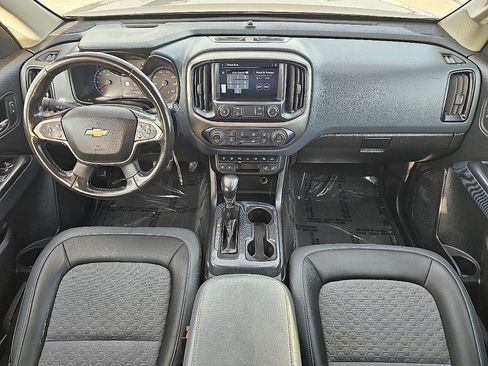 Used 2022 Chevrolet Colorado Z71 w/ Safety Package image 22