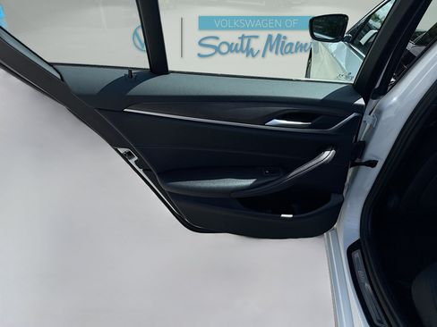 Used 2023 BMW 540i xDrive w/ Convenience Package AWD/4WD image 26