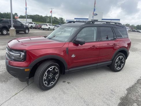 New 2025 Ford Bronco Sport Outer Banks w/ Outer Banks Tech Package+ image 8