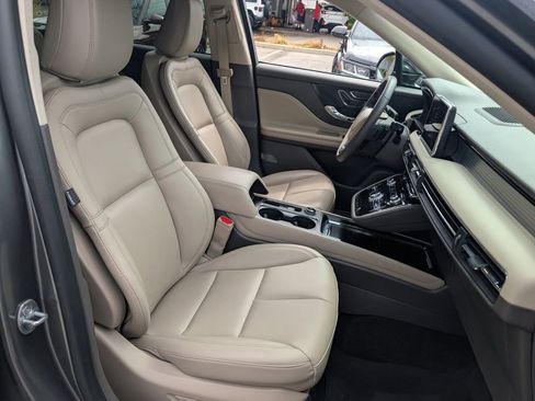 Certified 2022 Lincoln Corsair FWD image 16