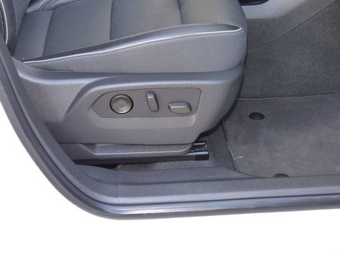 Used 2021 Buick Envision Essence AWD/4WD image 39