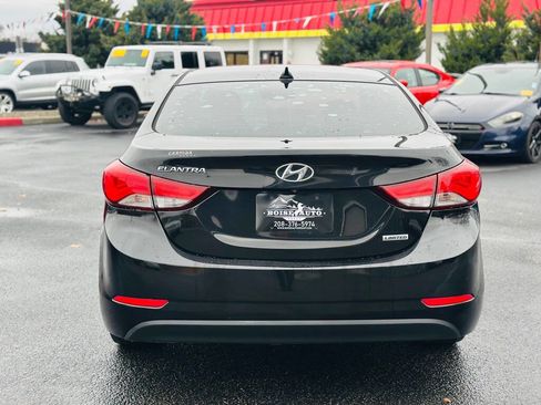 Used 2014 Hyundai Elantra Limited w/ Option Group 03 image 6