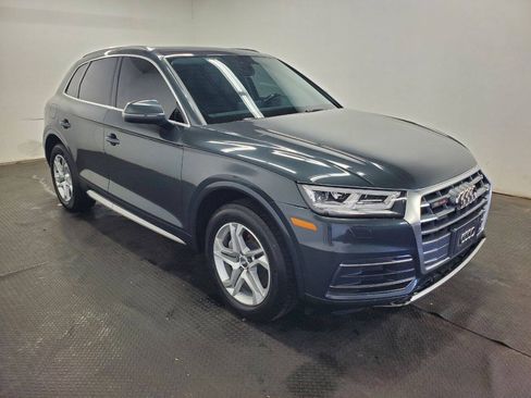 Used 2018 Audi Q5 2.0T Premium Plus w/ Premium Plus Package AWD/4WD image 3