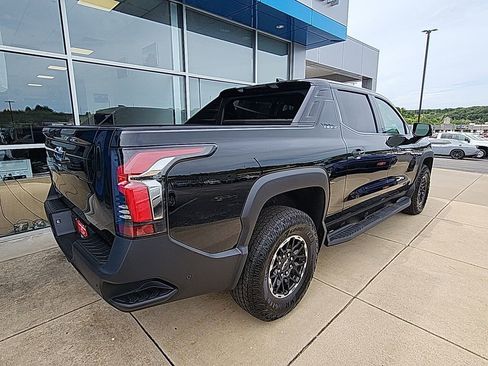 New 2026 Chevrolet Silverado EV Trail Boss AWD/4WD image 8