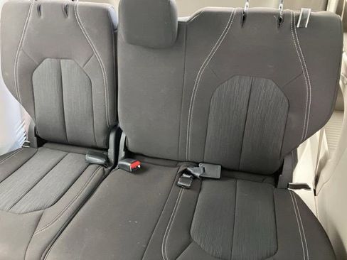 Used 2024 Chrysler Voyager LX FWD image 22