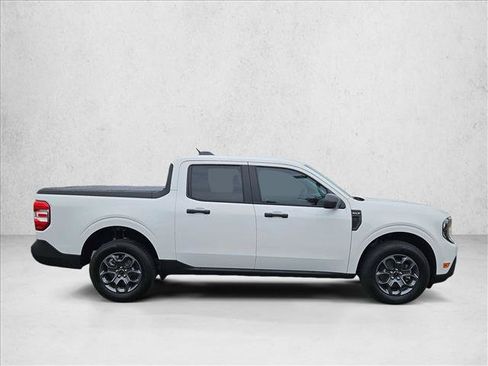 Certified 2025 Ford Maverick XLT FWD image 5
