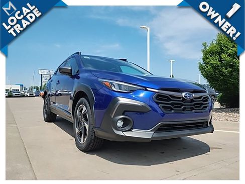 Certified 2024 Subaru Crosstrek 2.5i Limited w/ Crosstrek Mirror Package AWD/4WD image 3