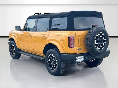 Used 2022 Ford Bronco Outer Banks image 5