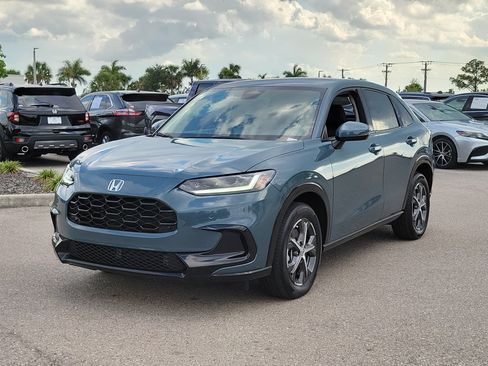 Used 2024 Honda HR-V EX-L image 3