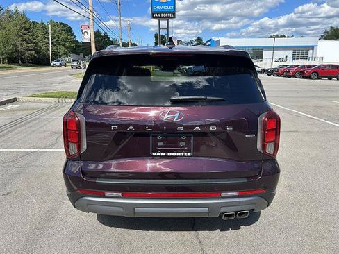 Used 2023 Hyundai Palisade SEL AWD/4WD image 4