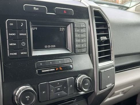 Used 2016 Ford F150 XLT image 15