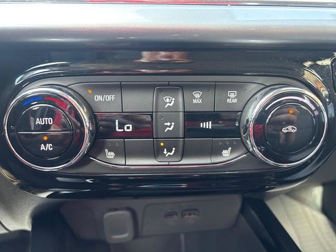 Used 2026 Chevrolet Trax LT w/ Driver Confidence Package FWD image 31