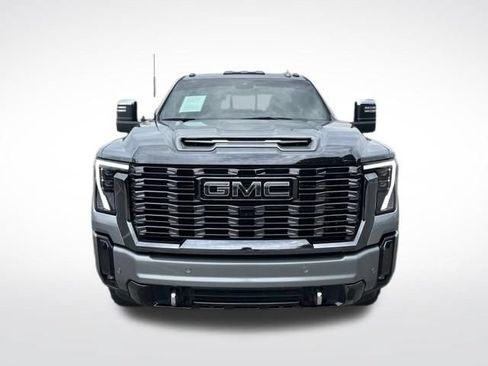 Used 2024 GMC Sierra 2500 Denali Ultimate AWD/4WD image 2