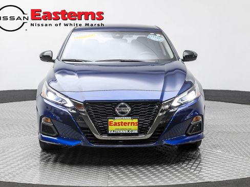 Used 2022 Nissan Altima 2.5 SR image 2
