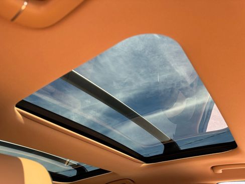 Used 2024 Genesis GV80 2.5T w/ Advanced Package AWD/4WD image 12