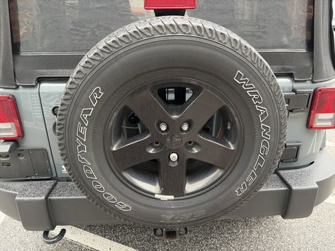 Used 2014 Jeep Wrangler Unlimited Sport w/ Quick Order Package 24S image 17